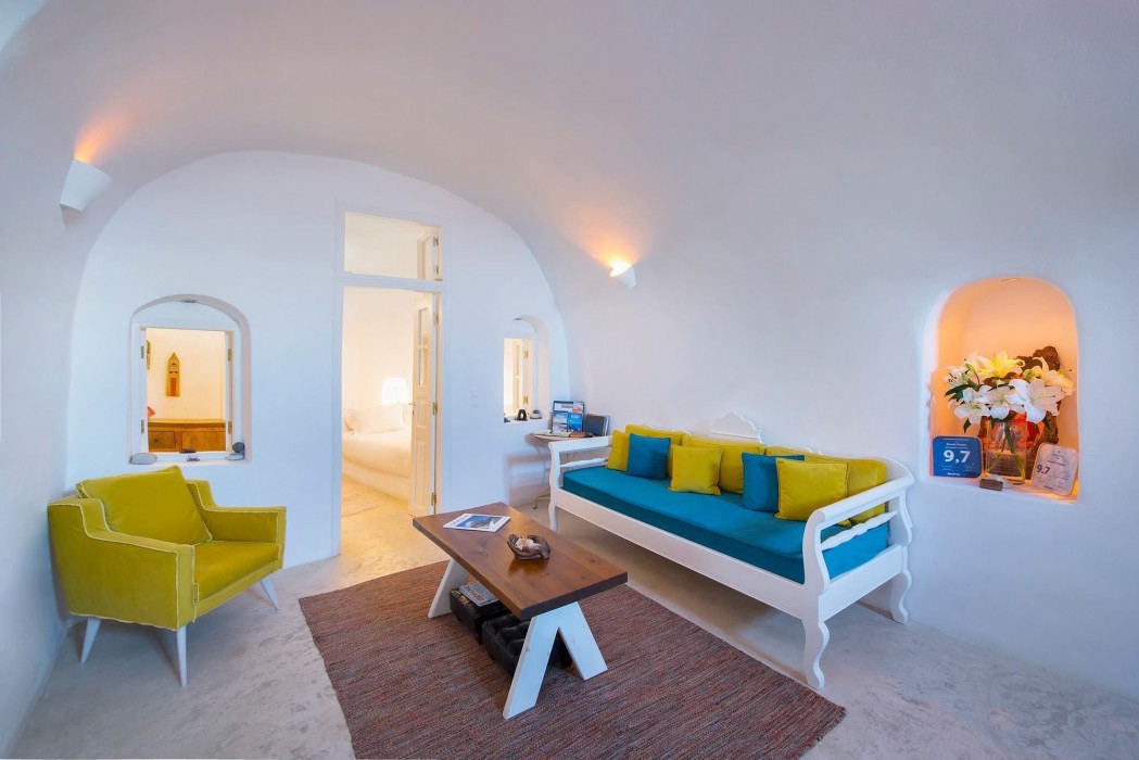 Anemi House & Villas 31/100