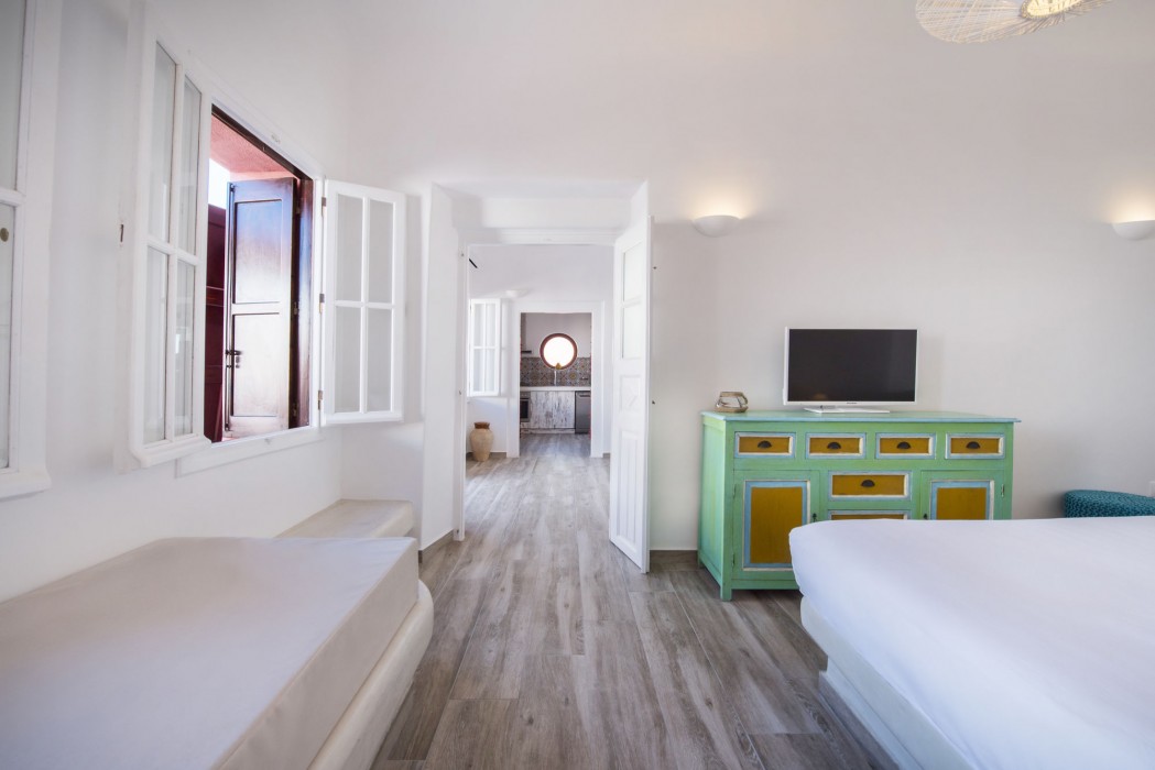 Anemi House & Villas 27/100