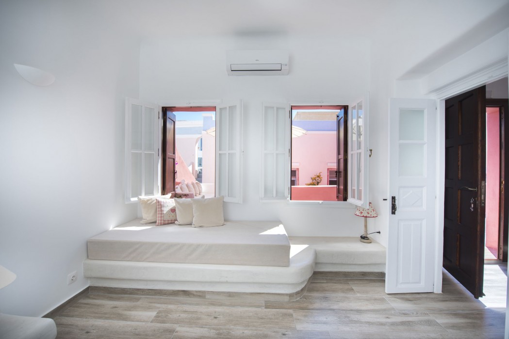 Anemi House & Villas 64/100