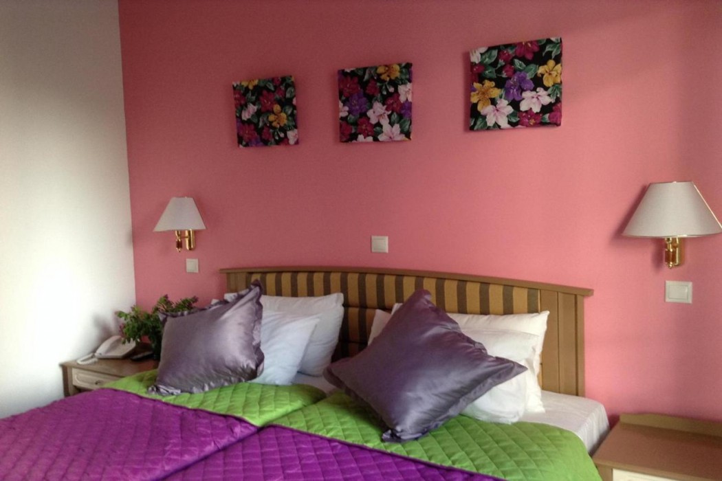 Arte Annapolis Inn 10/56
