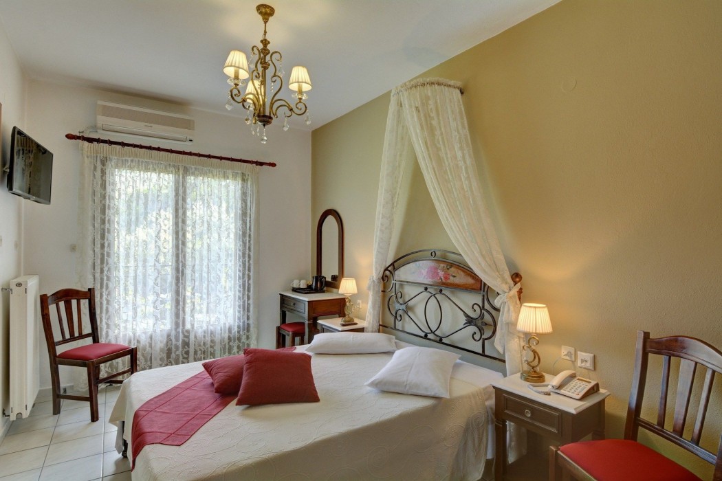 Hotel Agnadi-Horefto 17/63