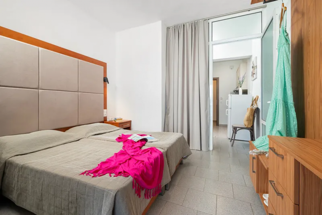 Ariadne Apartments 9/10