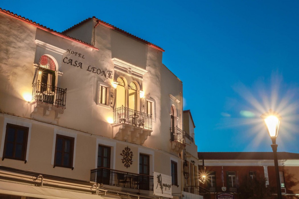 Casa Leone 35/83