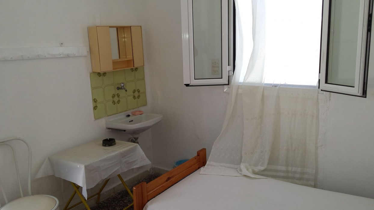 Grandma Vasiliki Rooms To Let 13/55