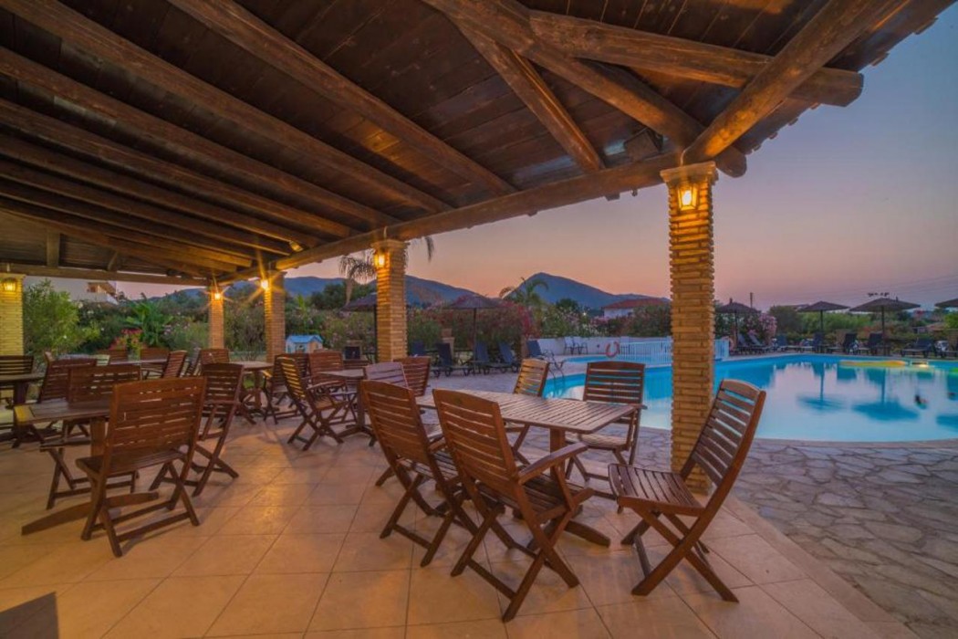 Porto Koukla Beach Hotel 7/89