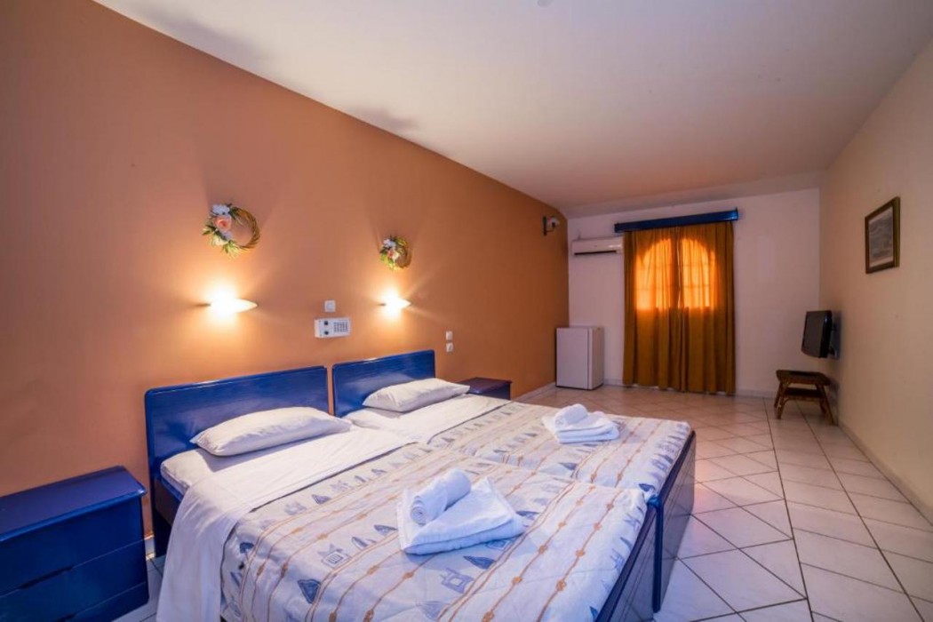 Porto Koukla Beach Hotel 16/89