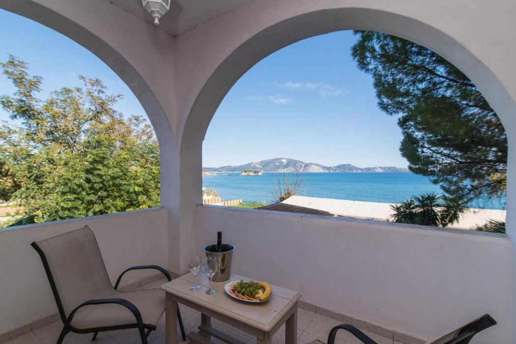 Porto Koukla Beach Hotel 37/89