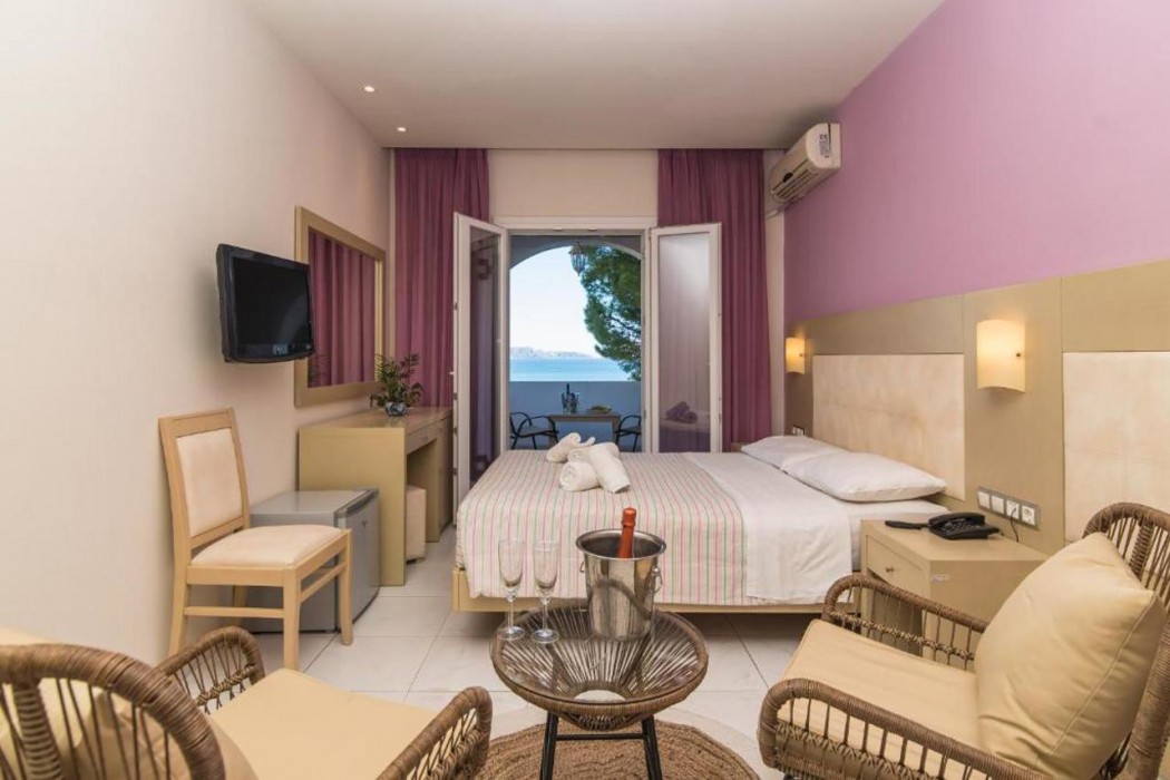 Porto Koukla Beach Hotel 21/89