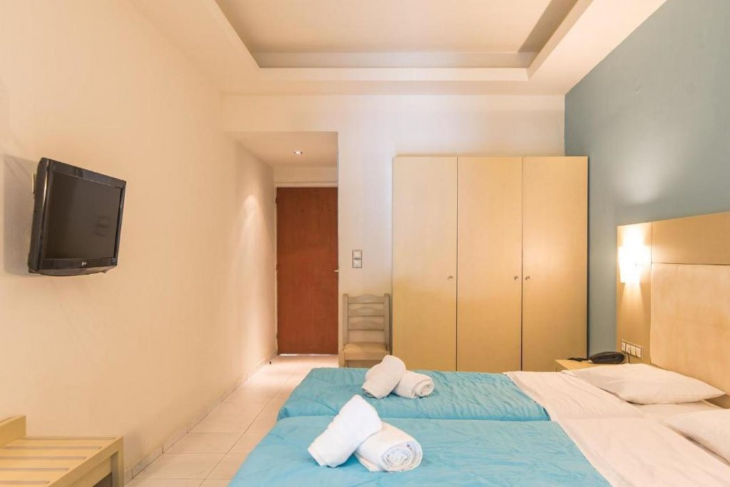 Porto Koukla Beach Hotel 22/89