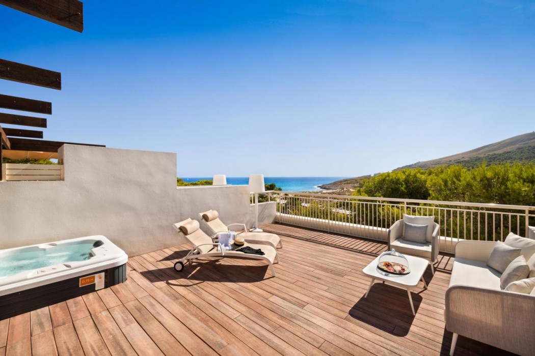 Viva Cala Mesquida Suites and Spa Adults Only +16 32/126