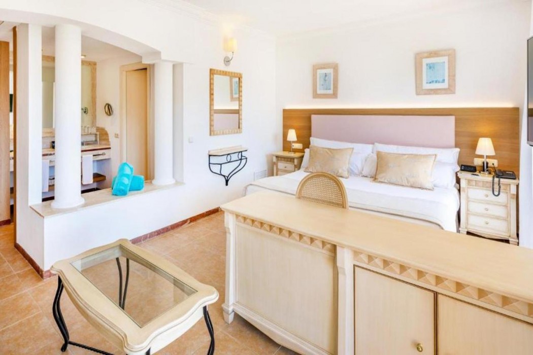 Viva Cala Mesquida Suites and Spa Adults Only +16 83/126