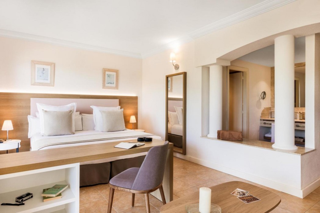 Viva Cala Mesquida Suites and Spa Adults Only +16 51/126