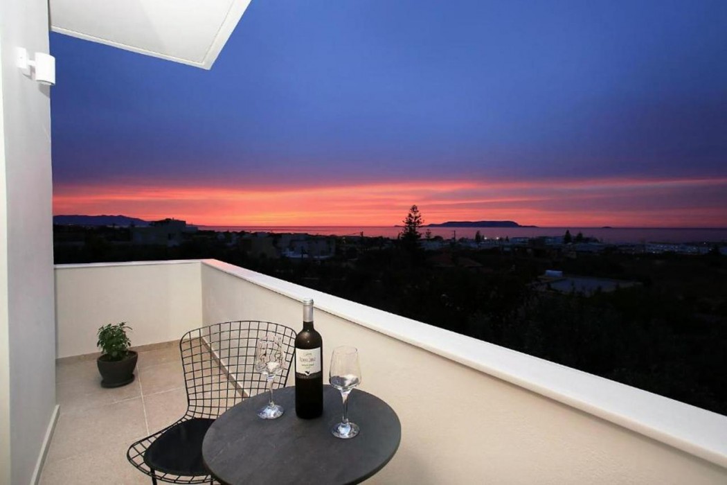 Room at Basilico Suites - Adults Only, HERSONISSOS