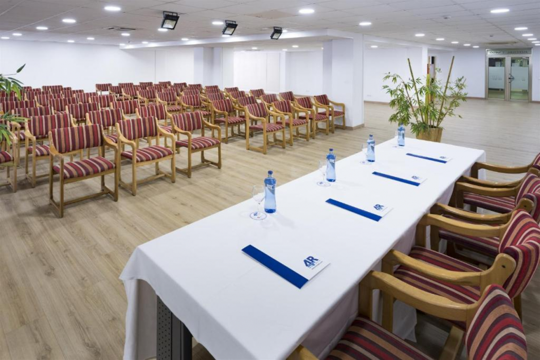 4R Salou Park Resort II 27/61