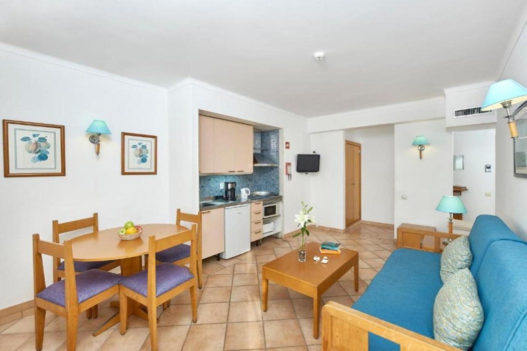 Oceanus Aparthotel 18/63