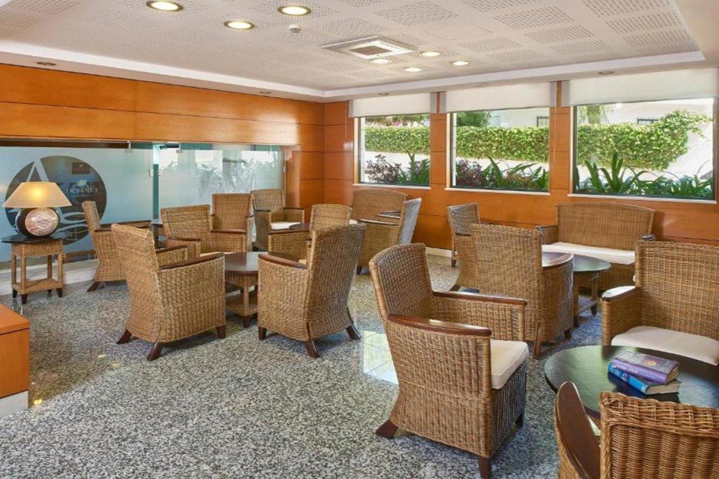 Oceanus Aparthotel 34/63