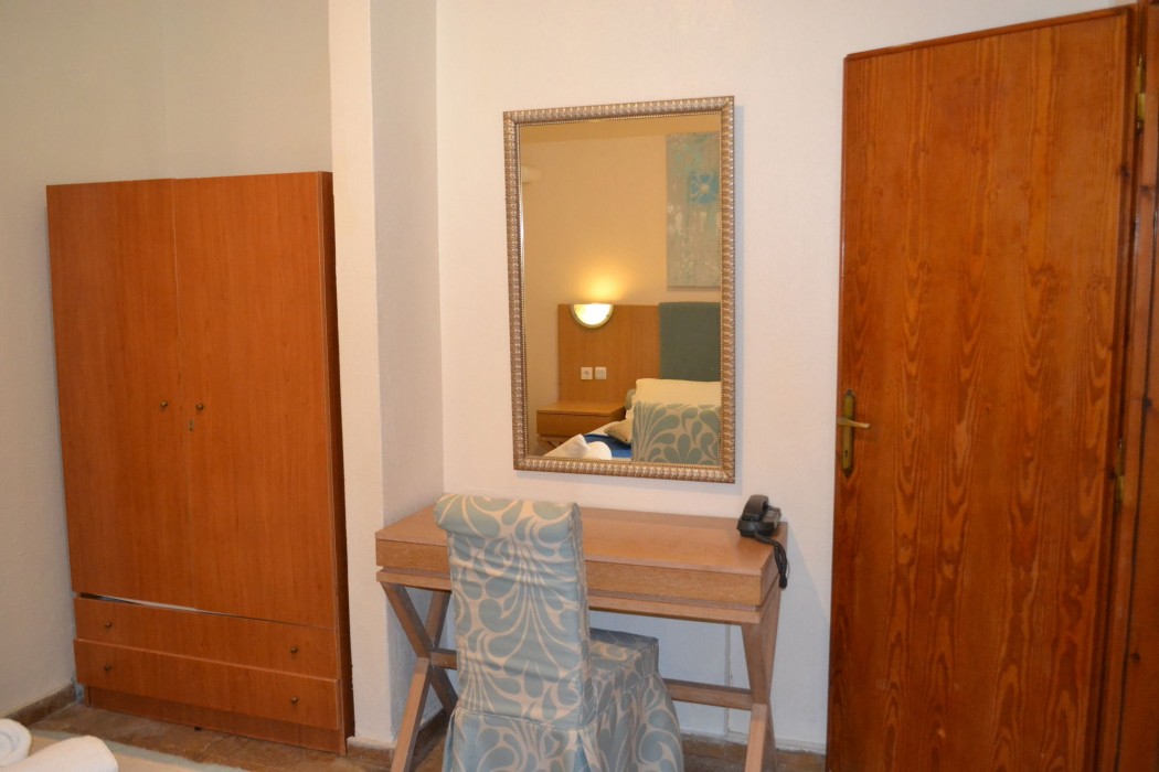 Regos Resort Hotel 25/78
