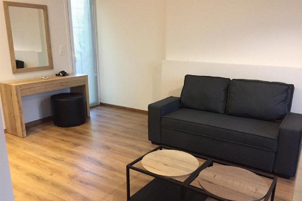 Superior One Luxury Apartments 14/33