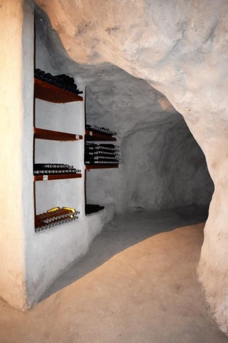 Kostantakis Winery 26/80