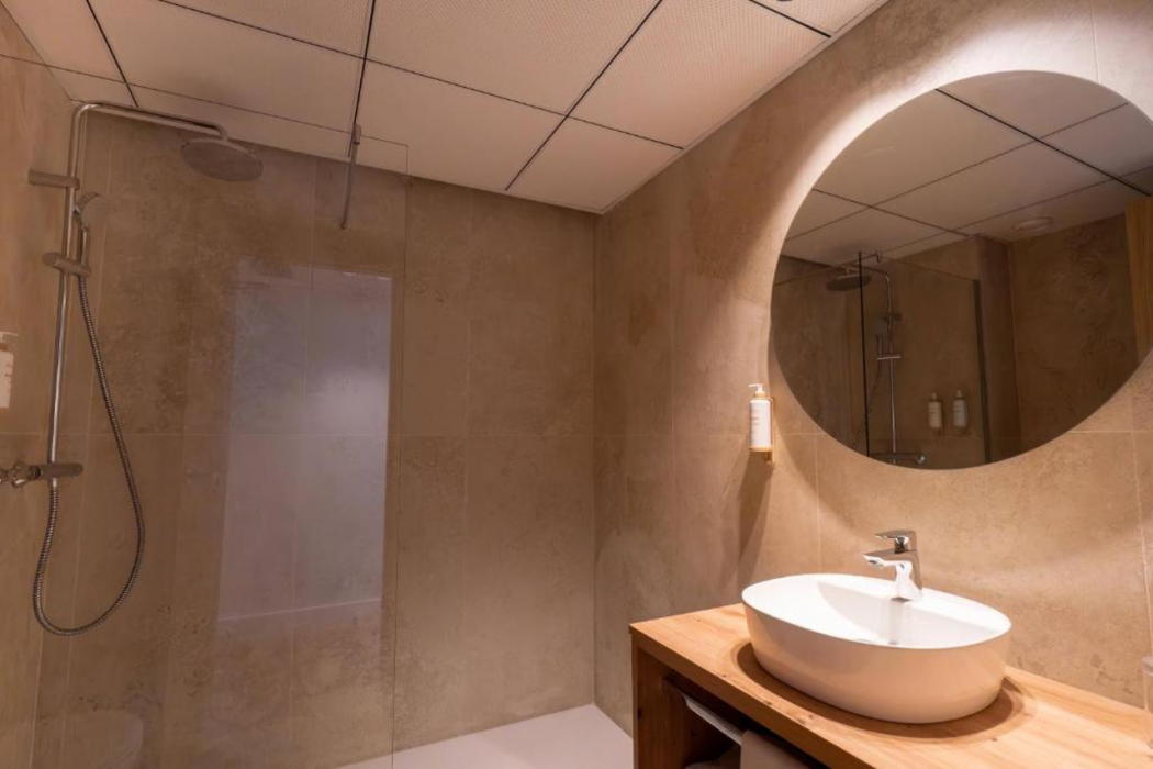 Ohtels Vila Romana 28/66