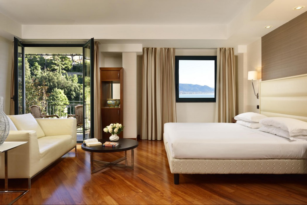 Raito Hotel 35/133