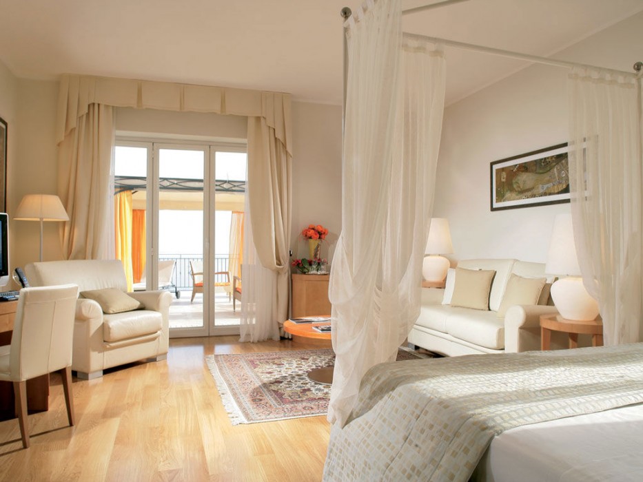 Raito Hotel 55/133