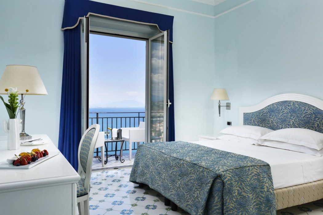 Raito Hotel 34/133