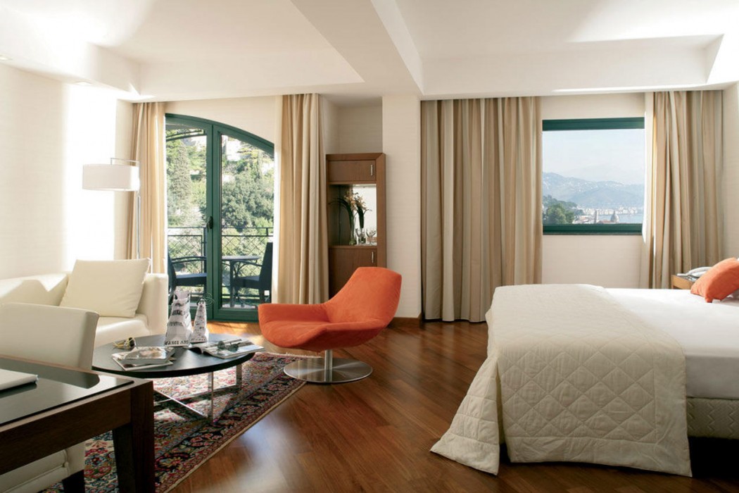 Raito Hotel 54/133