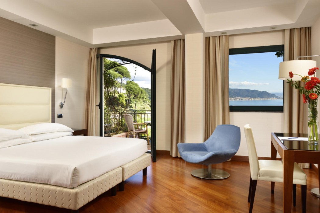 Raito Hotel 42/133