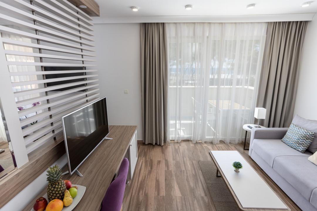 Premium Two Bedroom Sea View Suite