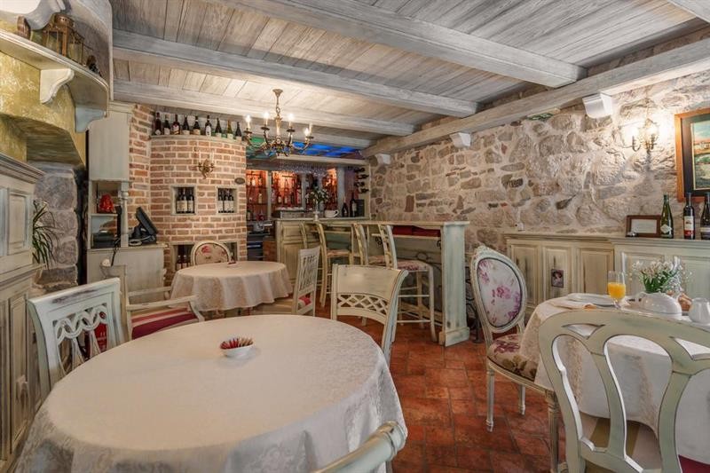 Hotel Monte Cristo 40/74