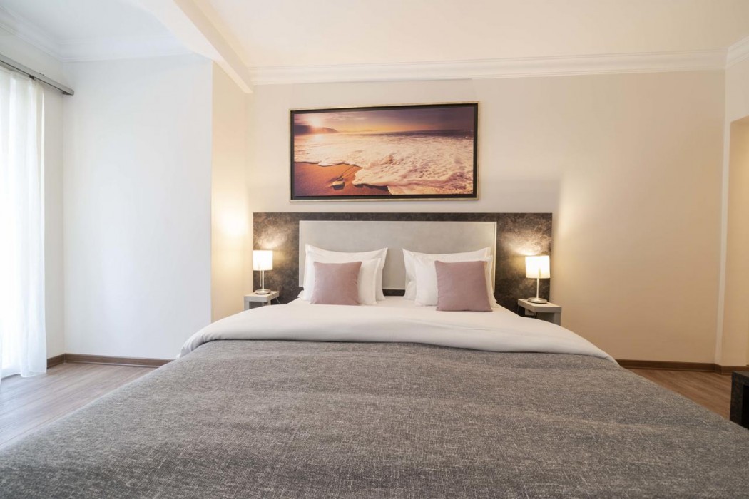 BOUTIQUE HOTEL MOMENTUM by Aycon 48/195