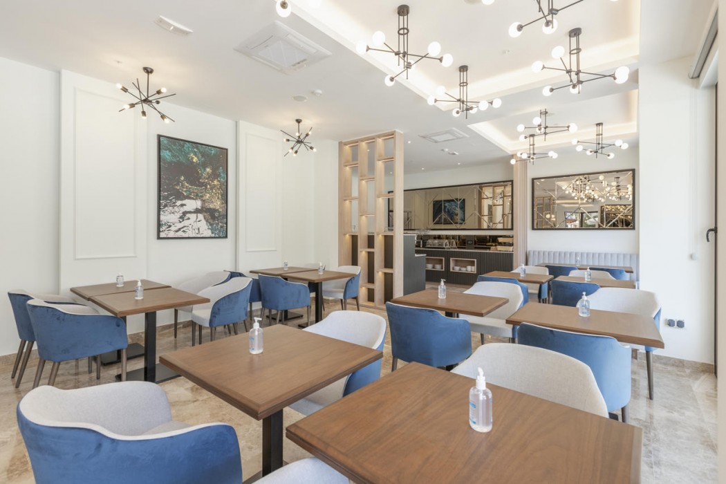 BOUTIQUE HOTEL MOMENTUM by Aycon 179/195