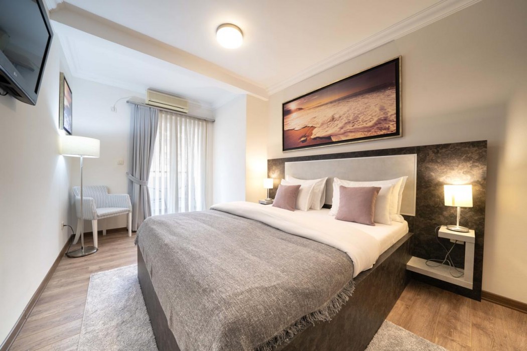 BOUTIQUE HOTEL MOMENTUM by Aycon 50/195
