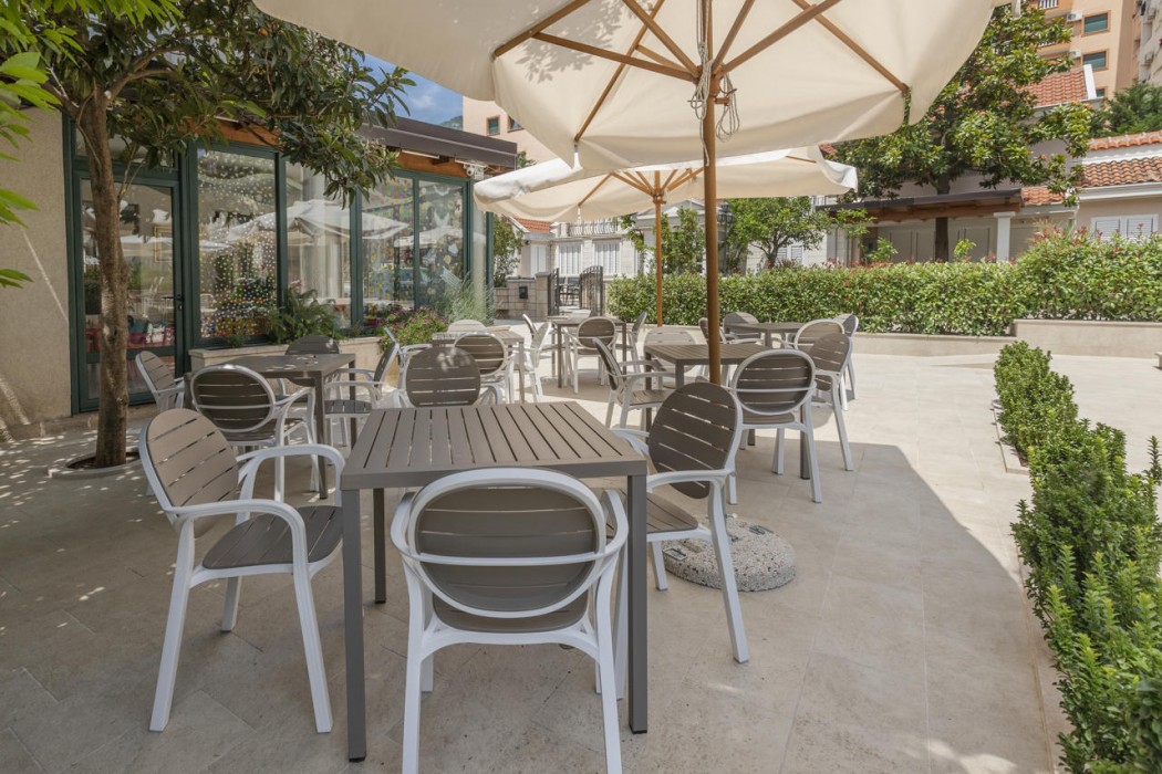 BOUTIQUE HOTEL MOMENTUM by Aycon 160/195