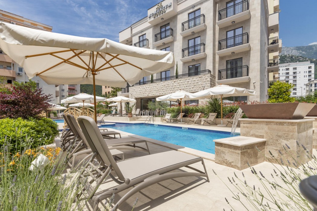 BOUTIQUE HOTEL MOMENTUM by Aycon in BUDVA