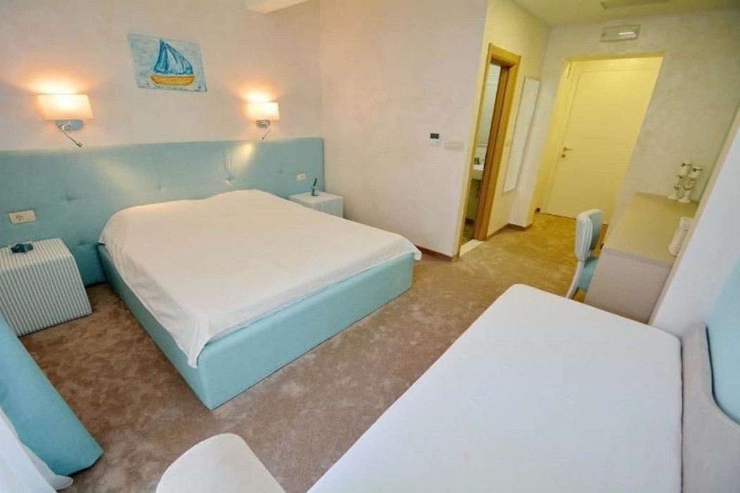 Hotel Hermes 34/67