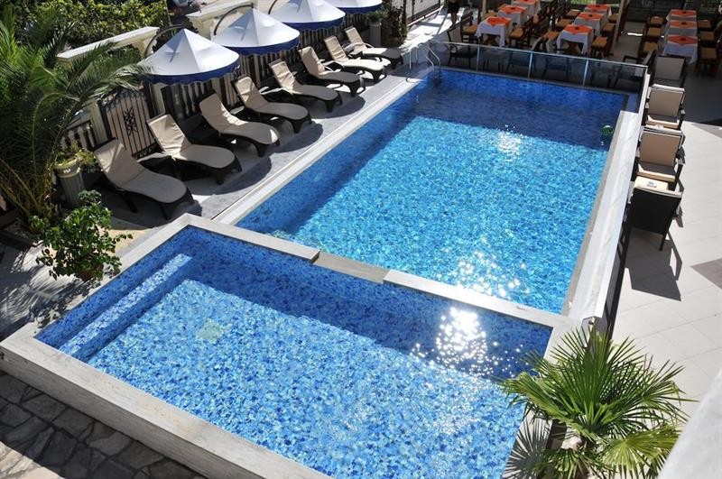 Aparthotel Villa Primafila 36/75