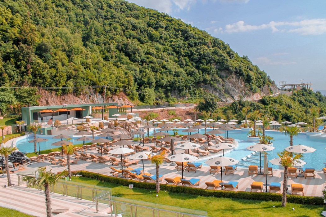 Select Hill Resort 9/21