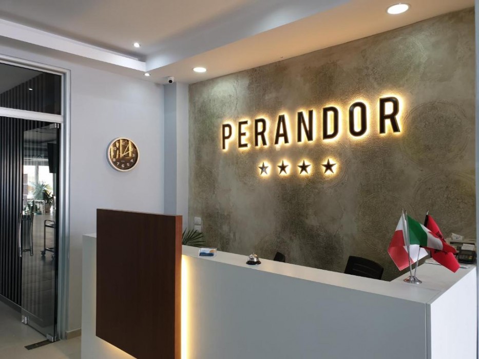 PERANDOR BEACH HOTEL 9/64