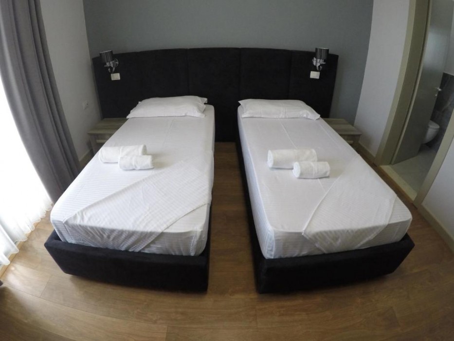 PERANDOR BEACH HOTEL 14/64