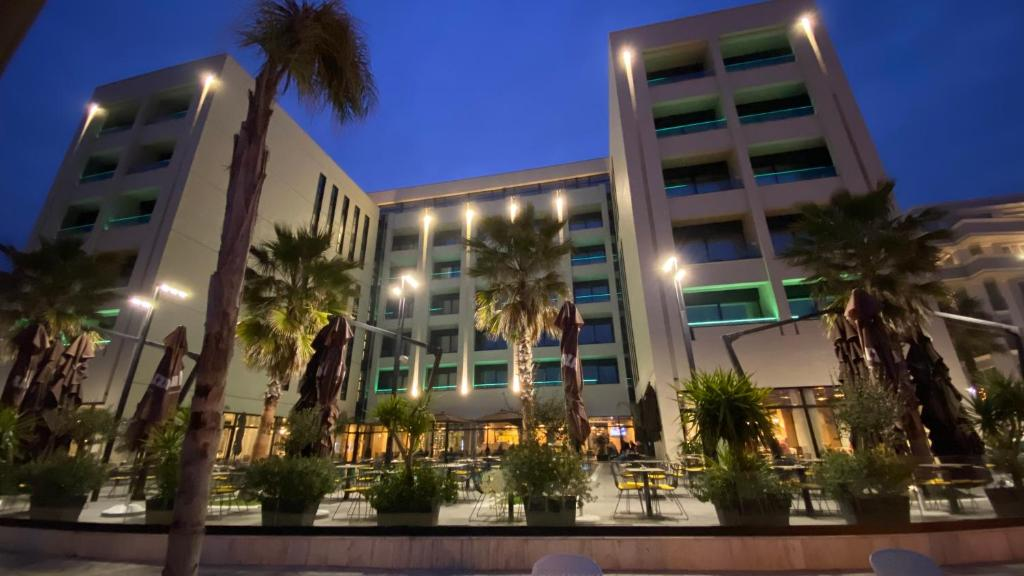 Royal G Hotel and Spa 2/58