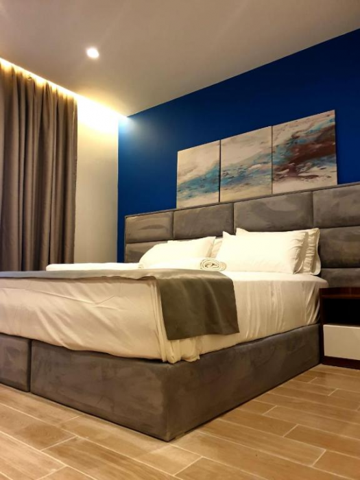 HENRY RESORT & SPA 12/62