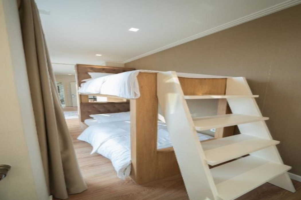 Merko Hotel 12/60