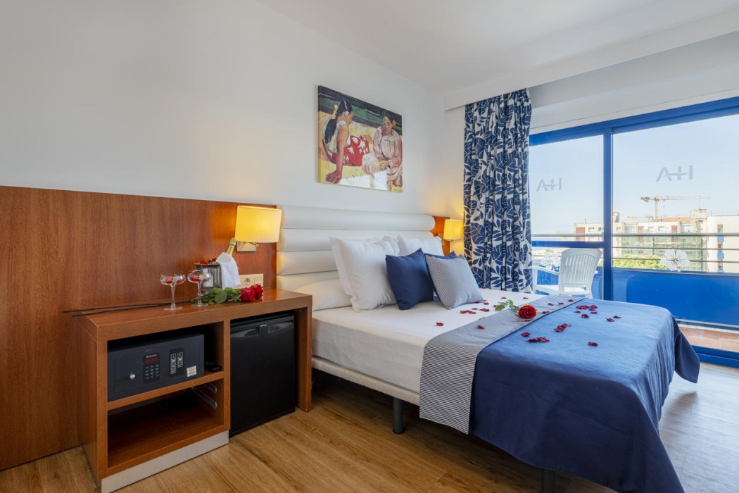 Hotel Tahiti Playa 64/137