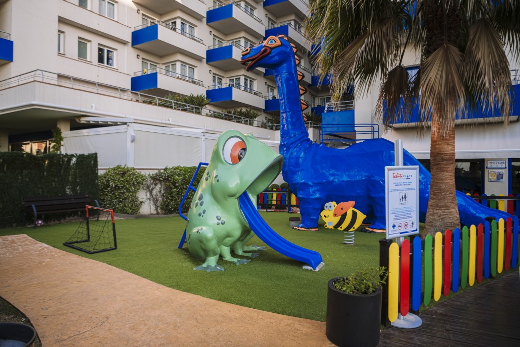 Hotel Tahiti Playa 81/137