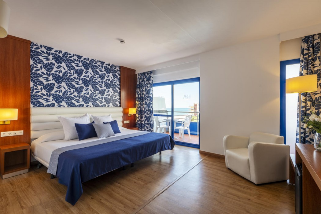 Hotel Tahiti Playa 50/137