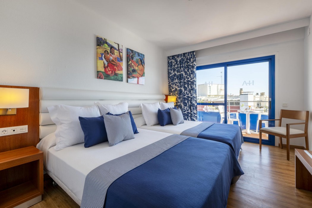 Hotel Tahiti Playa 70/137