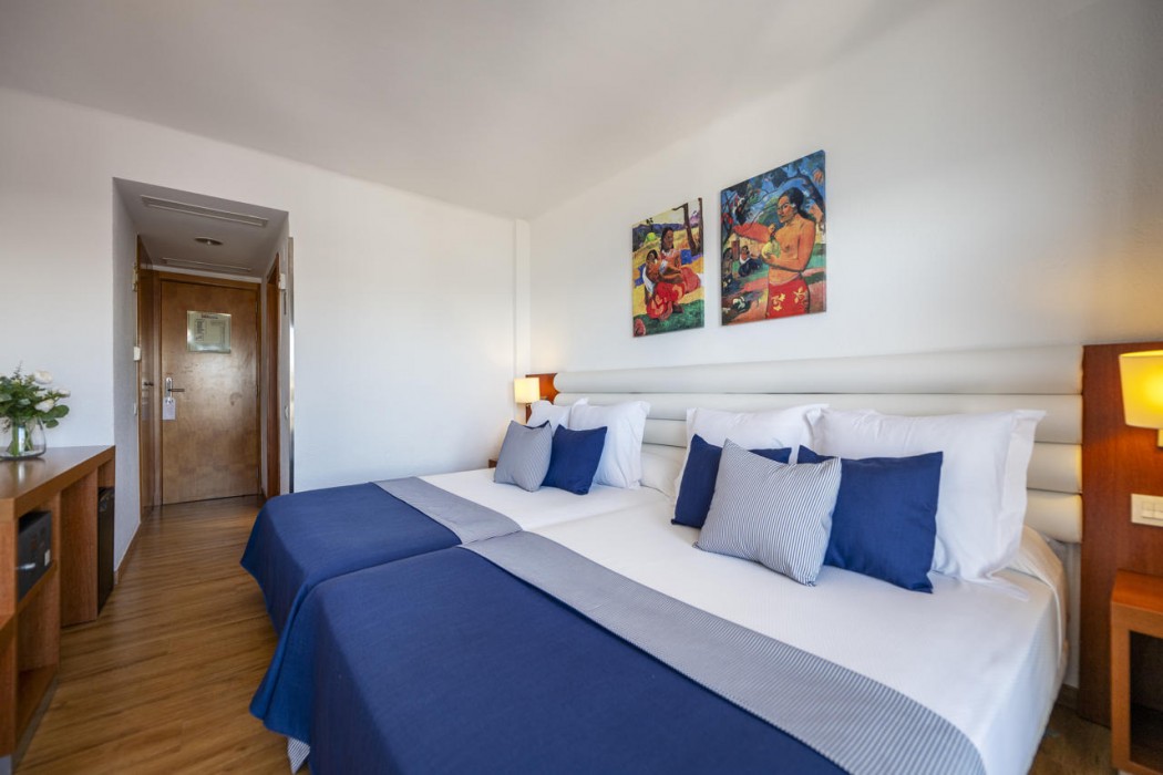 Hotel Tahiti Playa 58/137