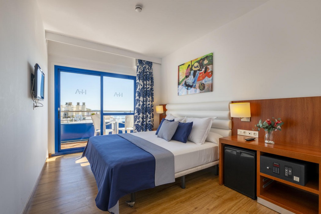 Hotel Tahiti Playa 56/137